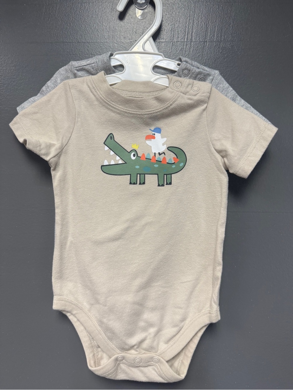 Garanimals Baby Boy Dinosaur Bodysuits 3-Pack – 6-9M – Short Sleeve